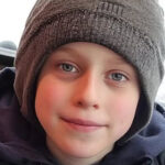 A Heartwarming Discovery: How One Woman’s Compassion Transformed a Little Boy’s Life—and Her Own