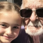 WHILE READING TO HER BLIND GRANDPA, A GRANDDAUGHTER DISCOVERED A 60-YEAR-OLD SEALED LETTER HIDDEN BETWEEN THE PAGE