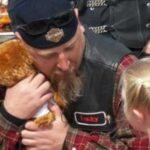 SHE GAVE HIM A TEDDY BEAR—AND HE TOOK OFF HIS SUNGLASSES TO HIDE THE TEARS