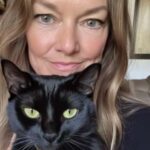 I Came Across a Cat with an ID Tag in My Garden — After Calling the Number, I Turned Down $100,000, but Found Happiness