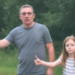 My Dad Left Me When I Was 13 — Ten Years Later, I Saw Him on the Side of the Road Hitchhiking with a Little Girl