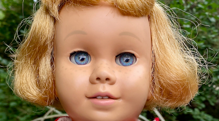 Poor Janitor Buys Old Doll at Flea Market, Gives it to Child & Hears Crackling Sound from It — Story of the Day