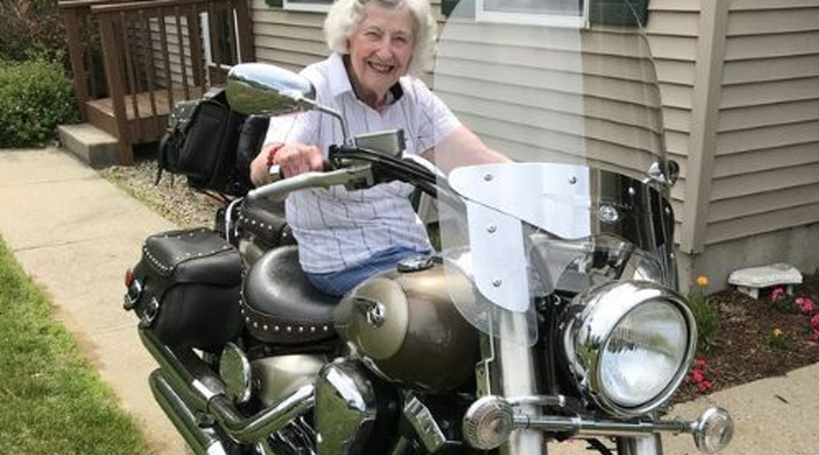GRANDMA JUST TURNED 83—AND GAVE HERSELF A MOTORCYCLE