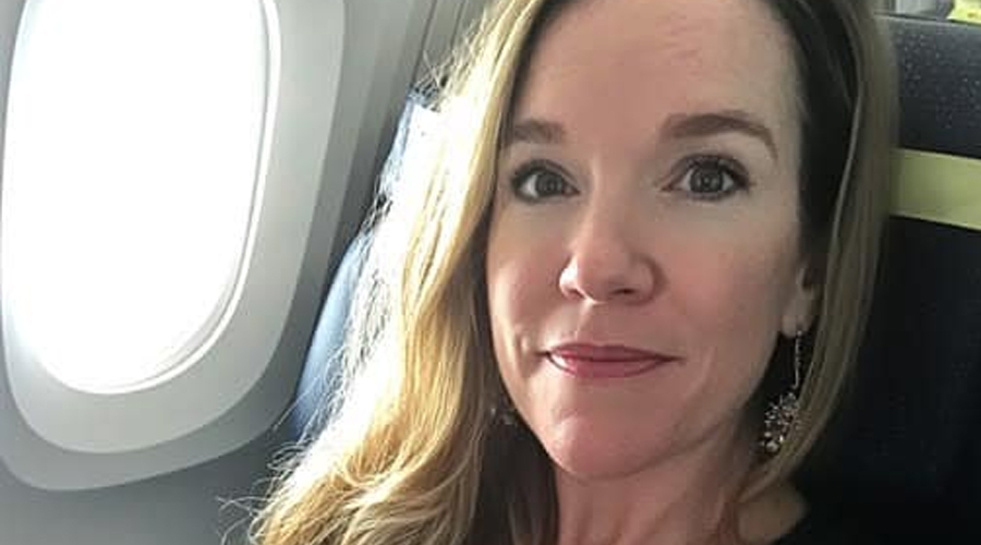 Turbulence at 35,000 Feet A Harrowing Encounter on My Flight