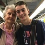 POOR BOY PAYS FOR OLD LADY’S GROCERIES — THE NEXT DAY, SHE RECEIVES UNEXPECTED PAYBACK THAT CHANGES HIS LIFE