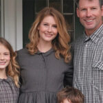 My husband left our family of four for his mistress—three years later, when I ran into them again, the encounter felt perfectly vindicating