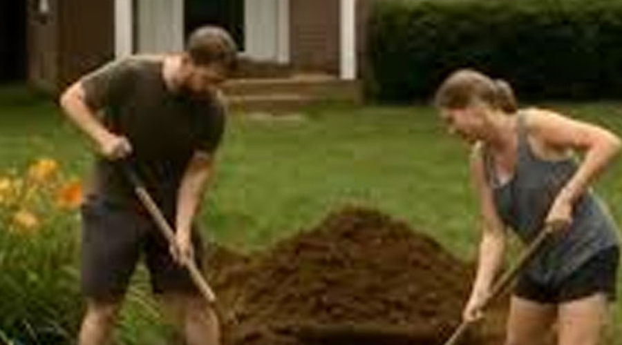 I Came Home to My Husband and His Ex Digging My Garden – What They Hid Years Ago Made Me Pale 14 hours ago
