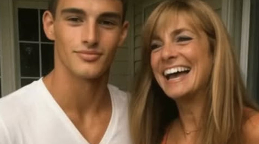 At 45, My Mom Found a New Man but When I Met Him, I Knew I Had to Break Them Up