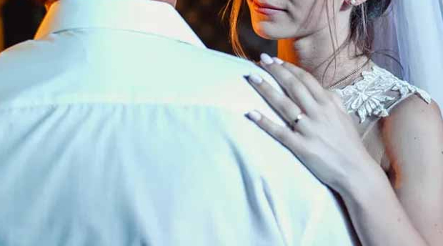 My Dad Refused to Dance with Me at My Wedding Because His New Wife Was ‘Already Feeling Excluded Enough’